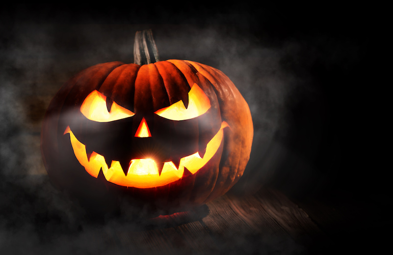 Halloween: Οι Millennials θα κάνουν φέτος τις περισσότερες αγορές