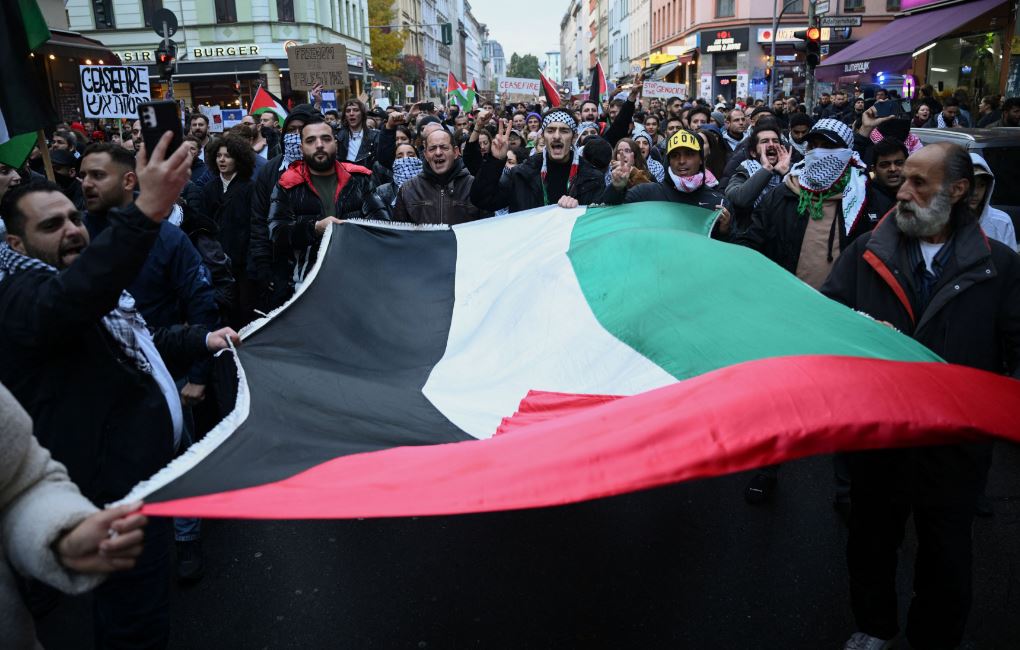 Γερμανία: 11.000 διαδηλωτές υπέρ των Παλαιστινίων στο Βερολίνο