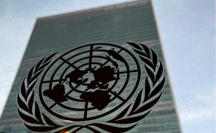 ΟΗΕ: Αισιόδοξη η πρόβλεψη για παγκόσμια ανάπτυξη 2,5% το 2024 – «Φρένο» στην κερδοσκοπία των εταιρειών τροφίμων