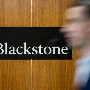 Blackstone: Πώς εξαγόρασε το Champions Group
