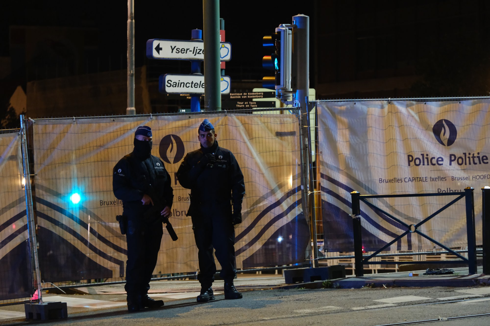Τρομοκρατική επίθεση στις Βρυξέλλες: Κυκλοφορεί ελεύθερος ο δράστης