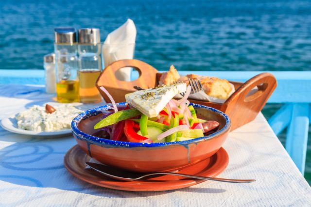 Olive oil becomes thorn for Greek food service sector