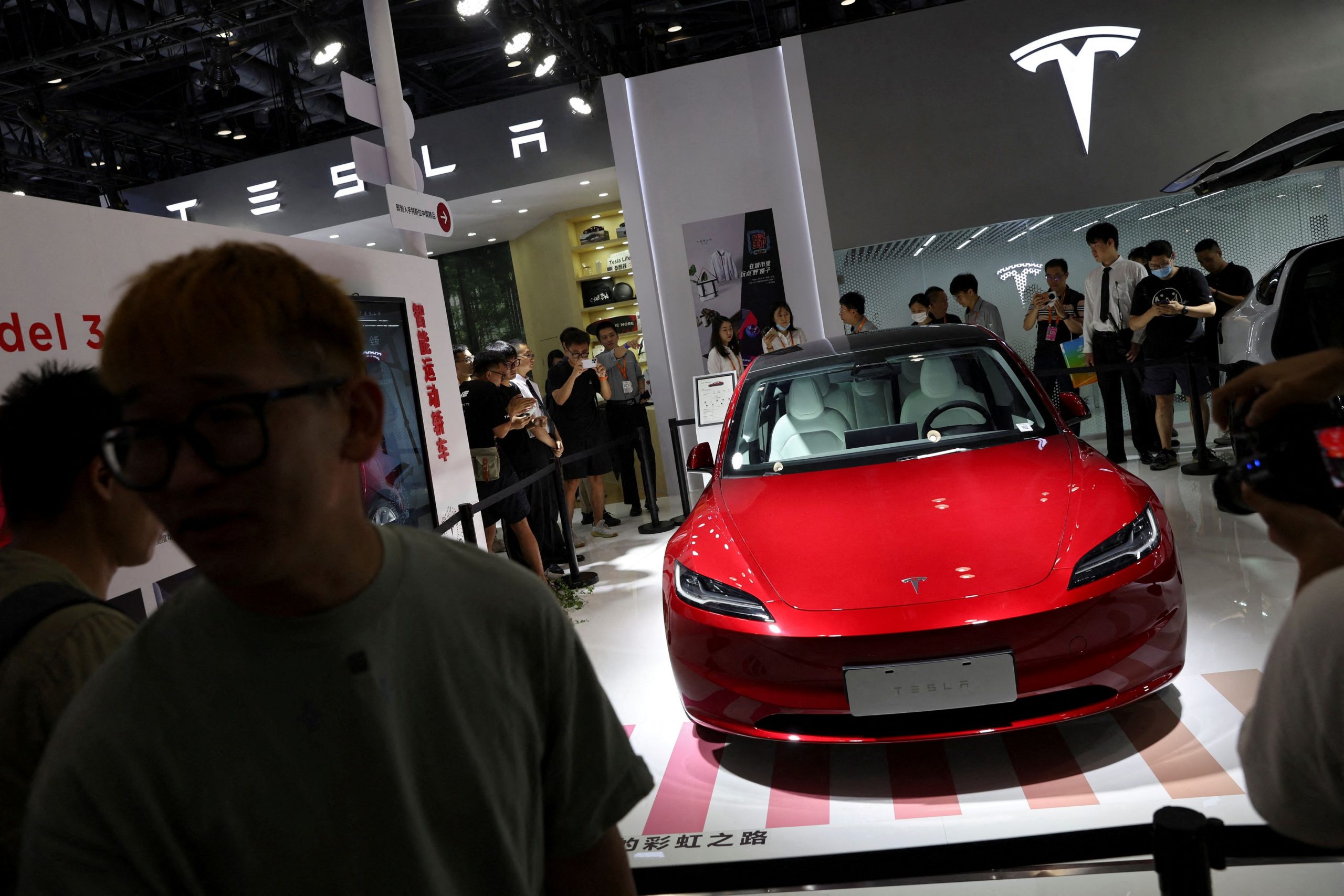 Tesla: Νέα μείωση τιμών στα Model 3 και Models Y στις ΗΠΑ