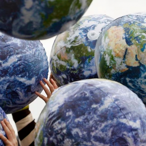 Reuters Breakingviews: Ο πολυπολικός κόσμος δημιουργεί νέα ασφαλή καταφύγια