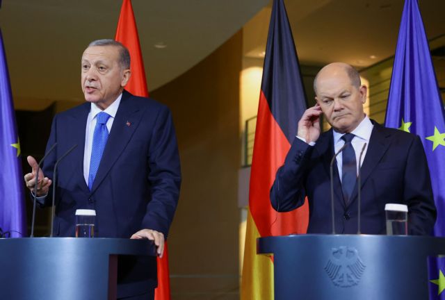 Γερμανία: Επίσκεψη Ερντογάν στο Βερολίνο – Βαριά η ατζέντα της συνάντησης με Σολτς