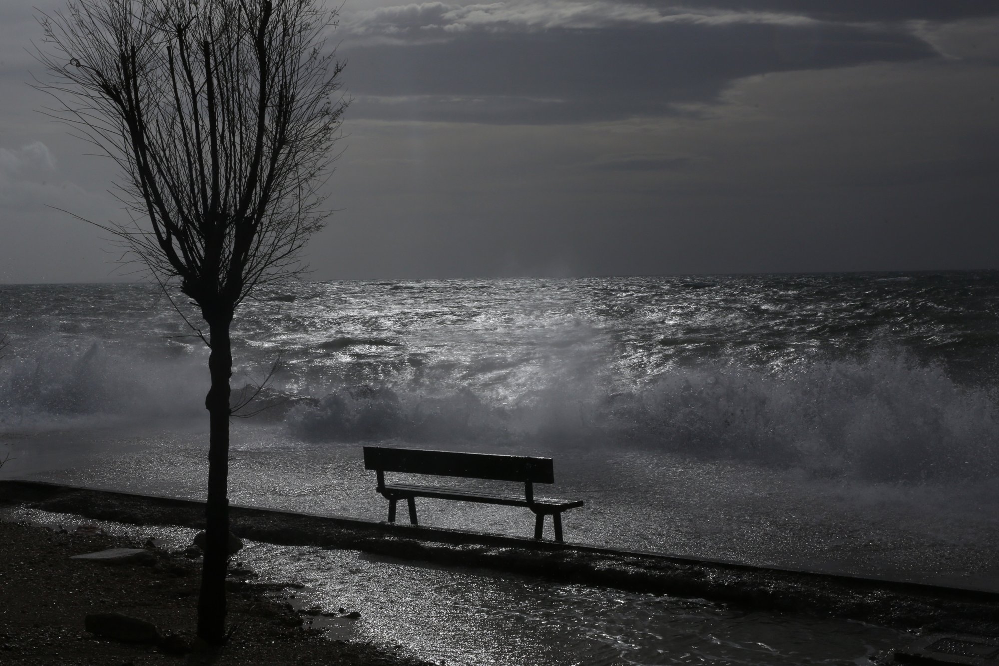 Κακοκαιρία εξπρές με καταιγίδες και χαλαζοπτώσεις θα σαρώσει τη χώρα: Πότε θα χτυπήσουν την Αττική