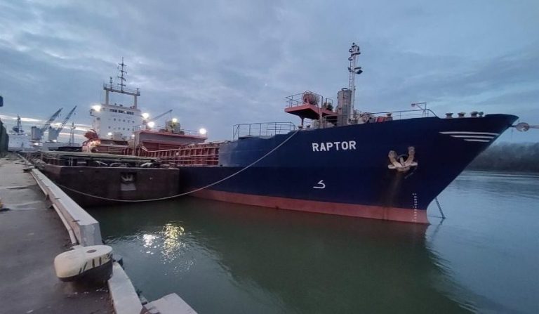 Ναυάγιο στη Λέσβο: Τα σενάριο για το φορτίο του πλοίου Raport