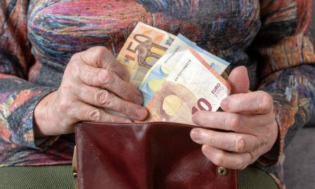 Γερμανία: Δύσκολοι καιροί για συνταξιούχους