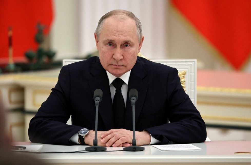 Βλαντιμίρ Πούτιν: Κατεβαίνει στις προεδρικές εκλογές ως ανεξάρτητος υποψήφιος