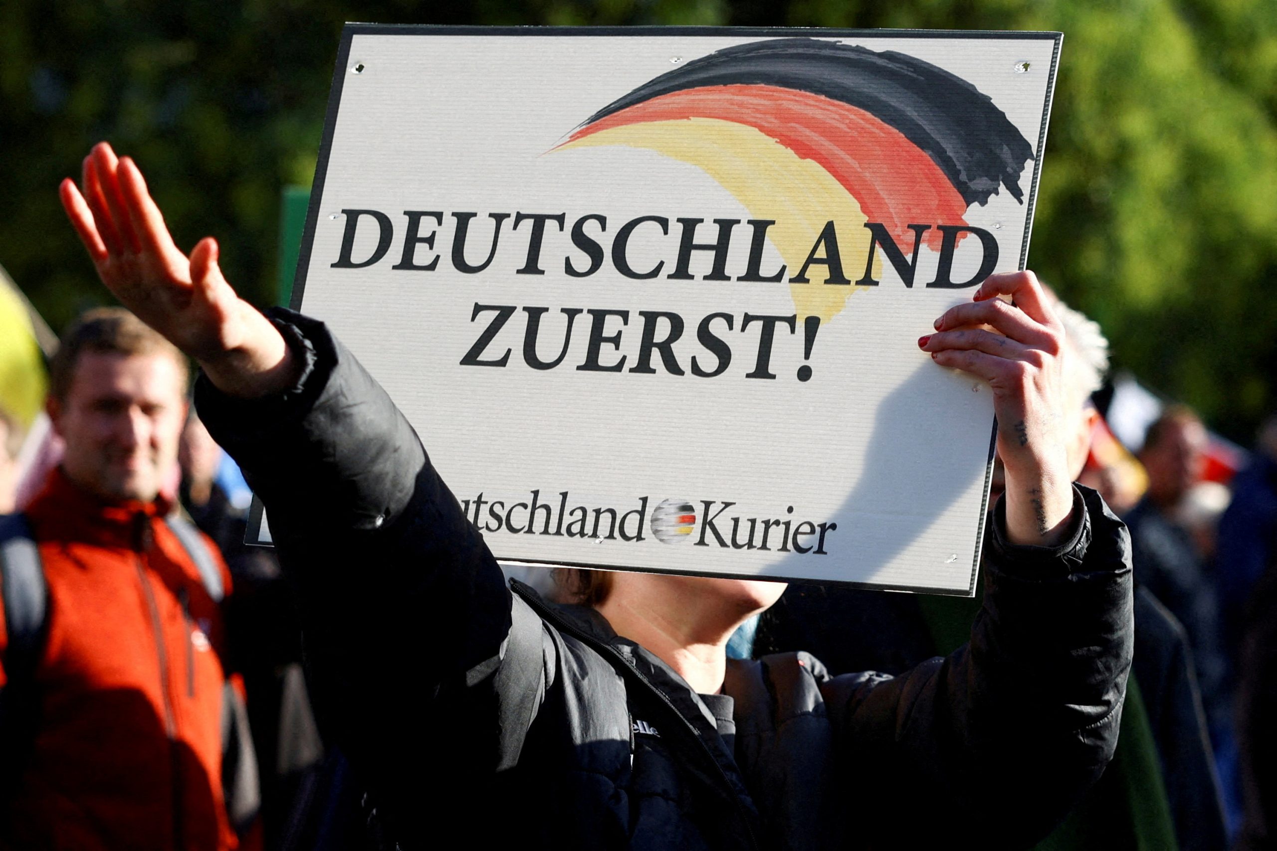 Γερμανία: Πληθαίνουν οι επιθέσεις σε πολιτικούς