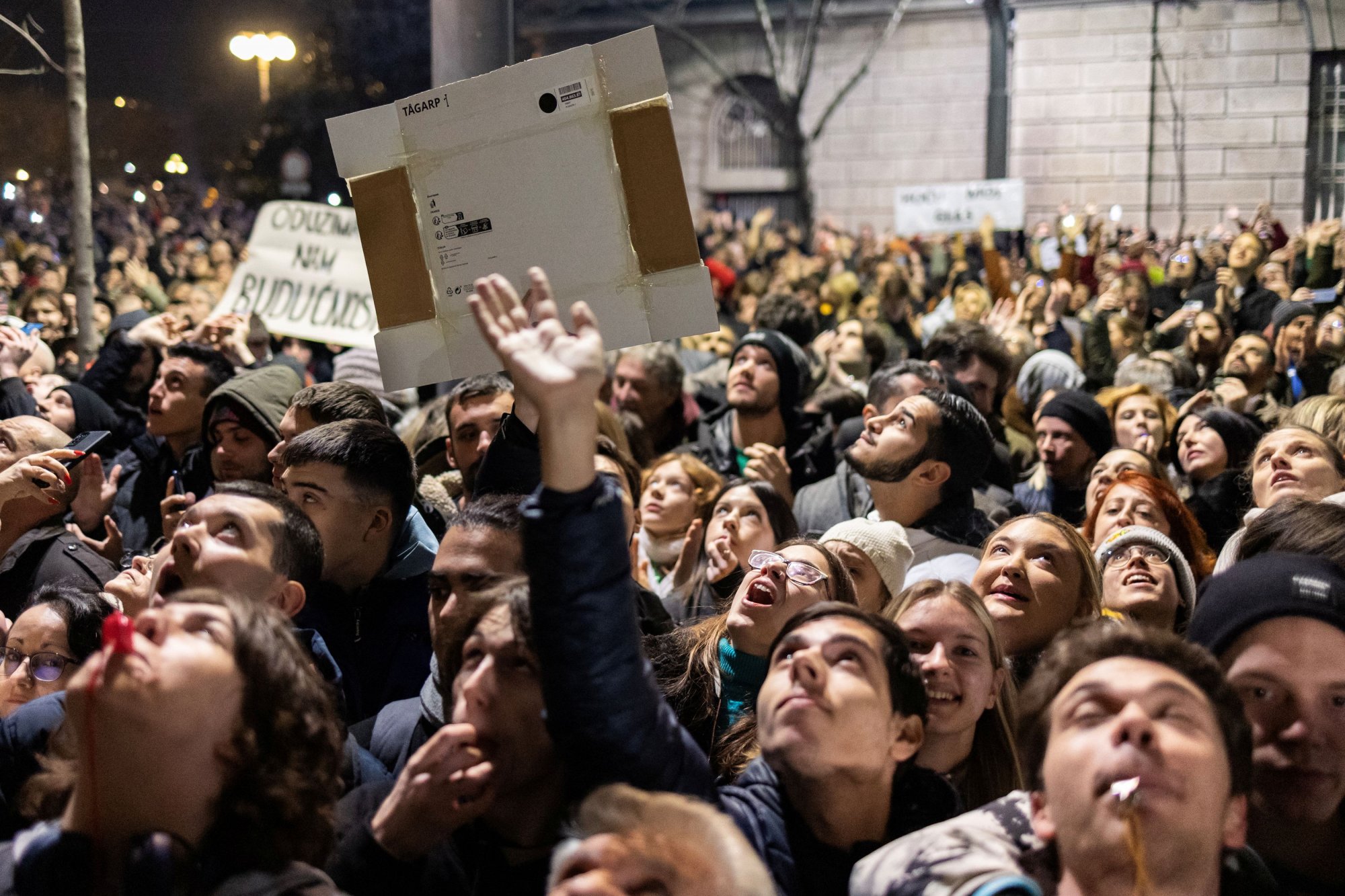 Εκλογές στη Σερβία: Καταγγελίες αλλοίωσης αποτελέσματος στο Βελιγράδι