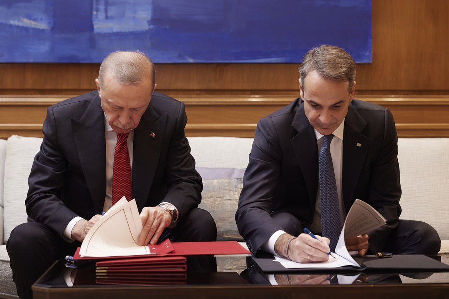 Ελληνοτουρκικές σχέσεις: Τι προβλέπουν οι συμφωνίες και τα μνημόνια που υπέγραψαν Ελλάδα και Τουρκία