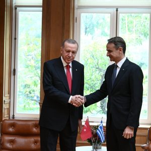 Επίσκεψη Ερντογάν: Live όλες οι εξελίξεις  – Οι συναντήσεις με Σακελλαροπούλου και Μητσοτάκη