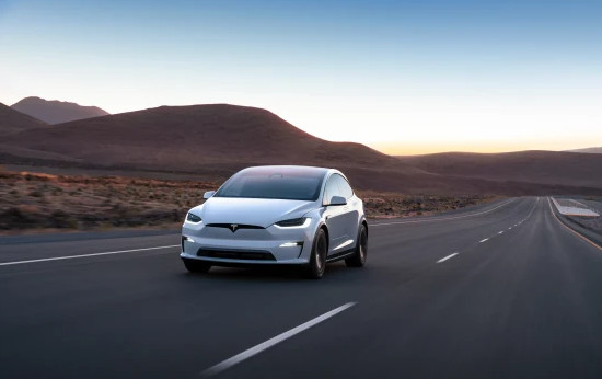 Tesla: Ανακαλεί ξανά πάνω από δύο εκατομμύρια αυτοκίνητα στις ΗΠΑ