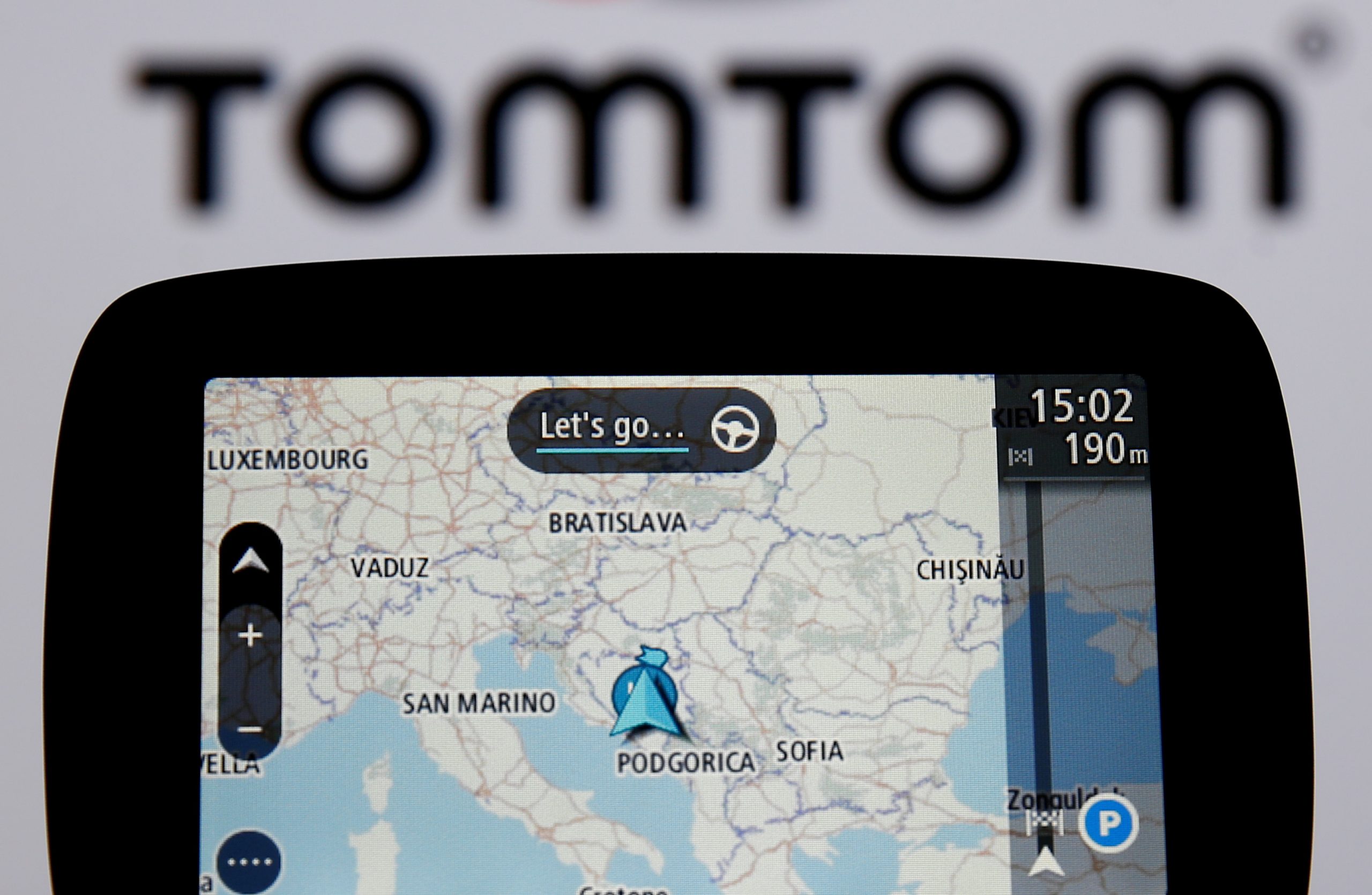Συνεργασία Microsoft-TomTom: Νέος ψηφιακός βοηθός για οχήματα βασισμένος σε AI