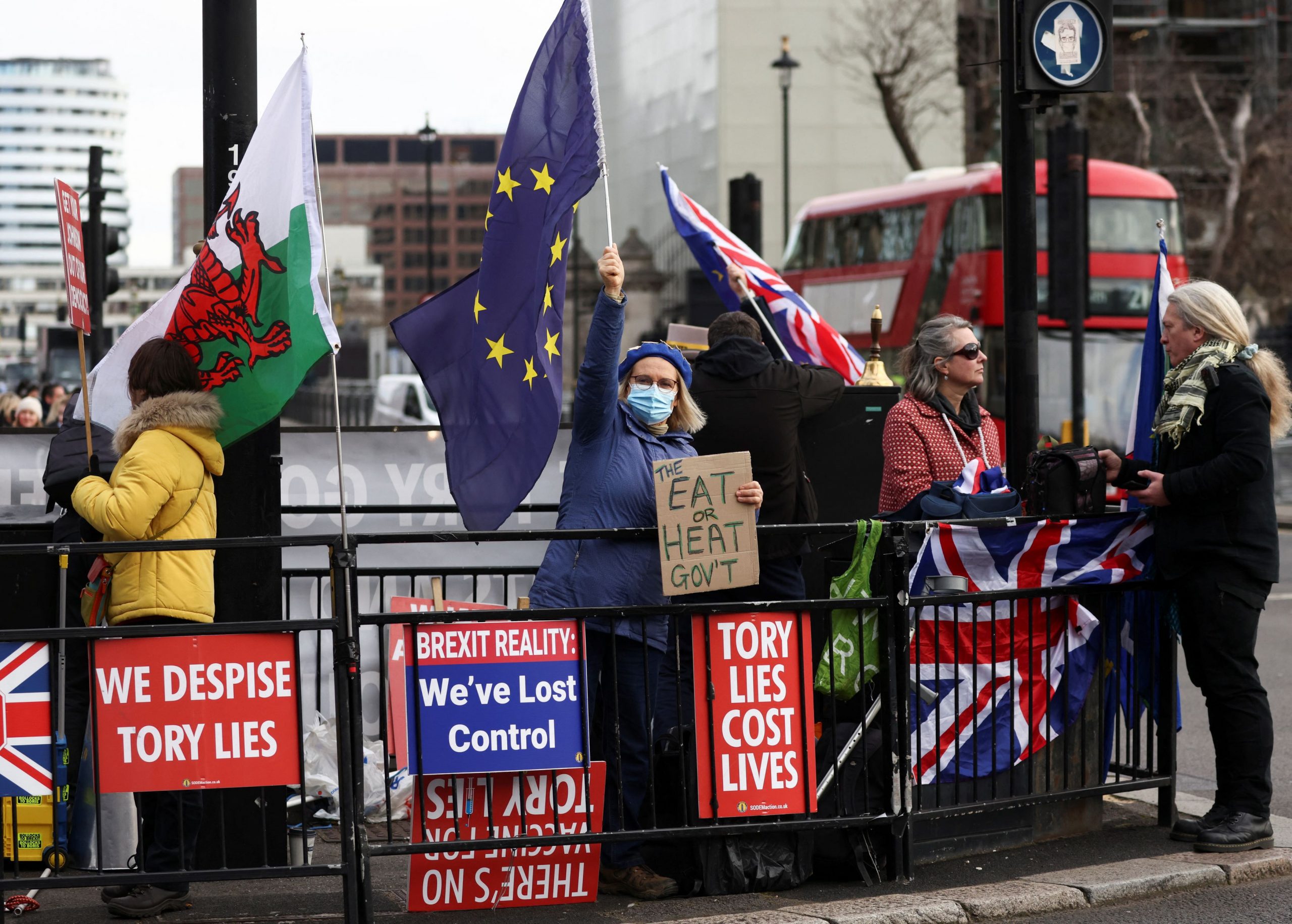 Δημοσκόπηση για Brexit: Η πλειοψηφία των Βρετανών δηλώνει ότι ήταν μια αποτυχία