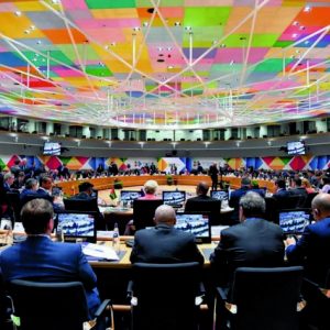 9+1 ερωτήσεις – απαντήσεις για το βέτο στην Ευρώπη