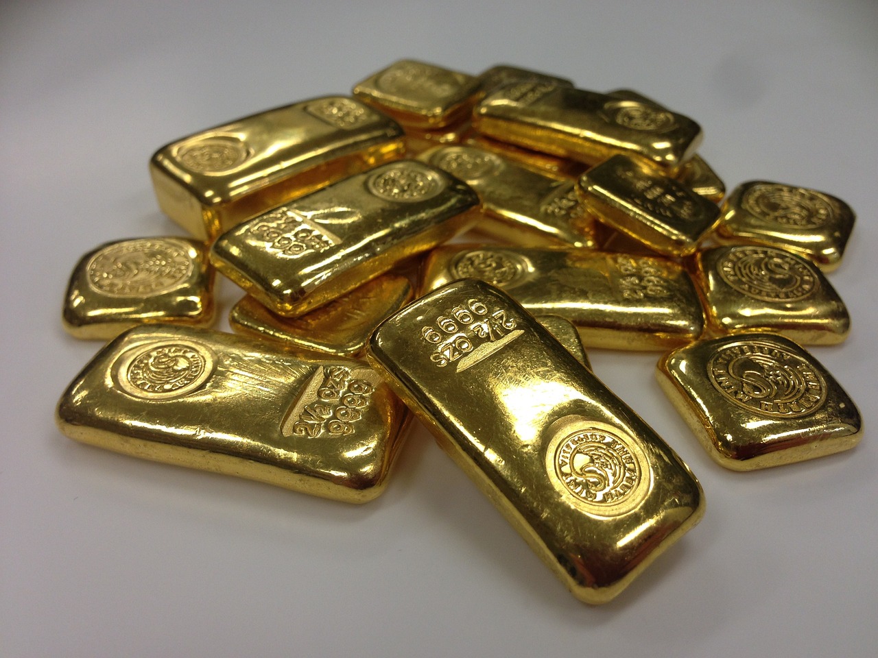 Costco: Πούλησε ράβδους χρυσού 100 εκατ. δολ. σε ένα τρίμηνο