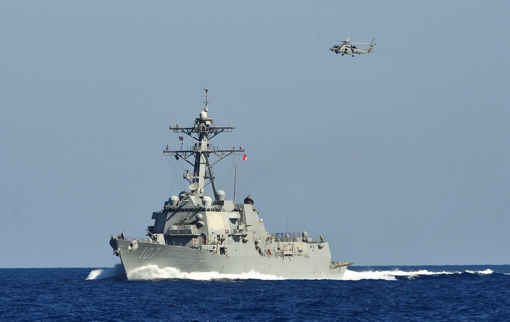 Ερυθρά Θάλασσα: Ελικόπτερα των ΗΠΑ βύθισαν τρία σκάφη των Χούθι που επιτέθηκαν σε πλοίο