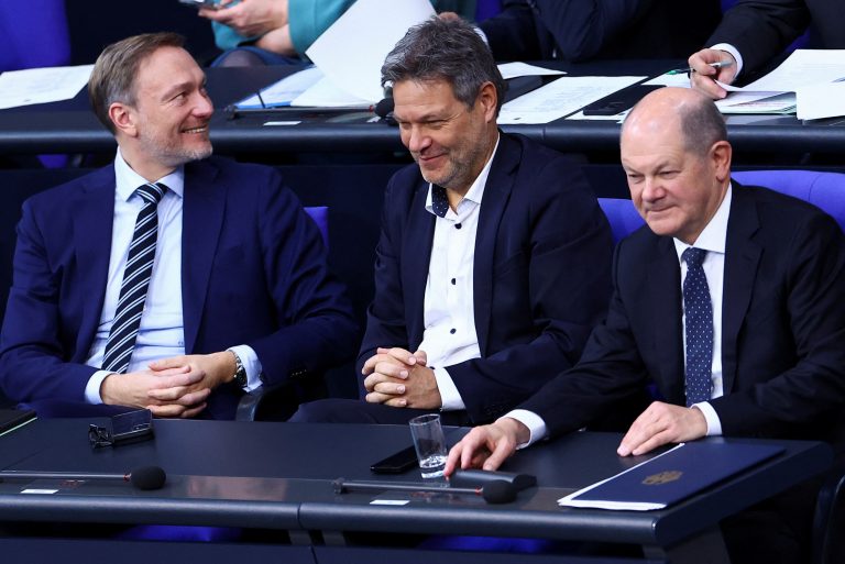Γερμανία: Μία χώρα με… τρεις υπουργούς Οικονομικών