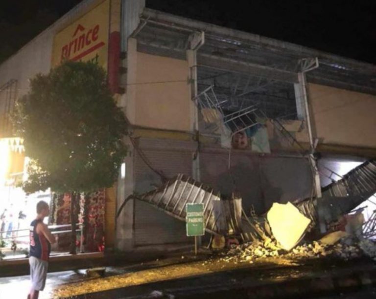 Φιλιππίνες: Πολύ ισχυρός σεισμός 7,5 Ρίχτερ συγκλόνισε τη χώρα – Προειδοποίηση για τσουνάμι