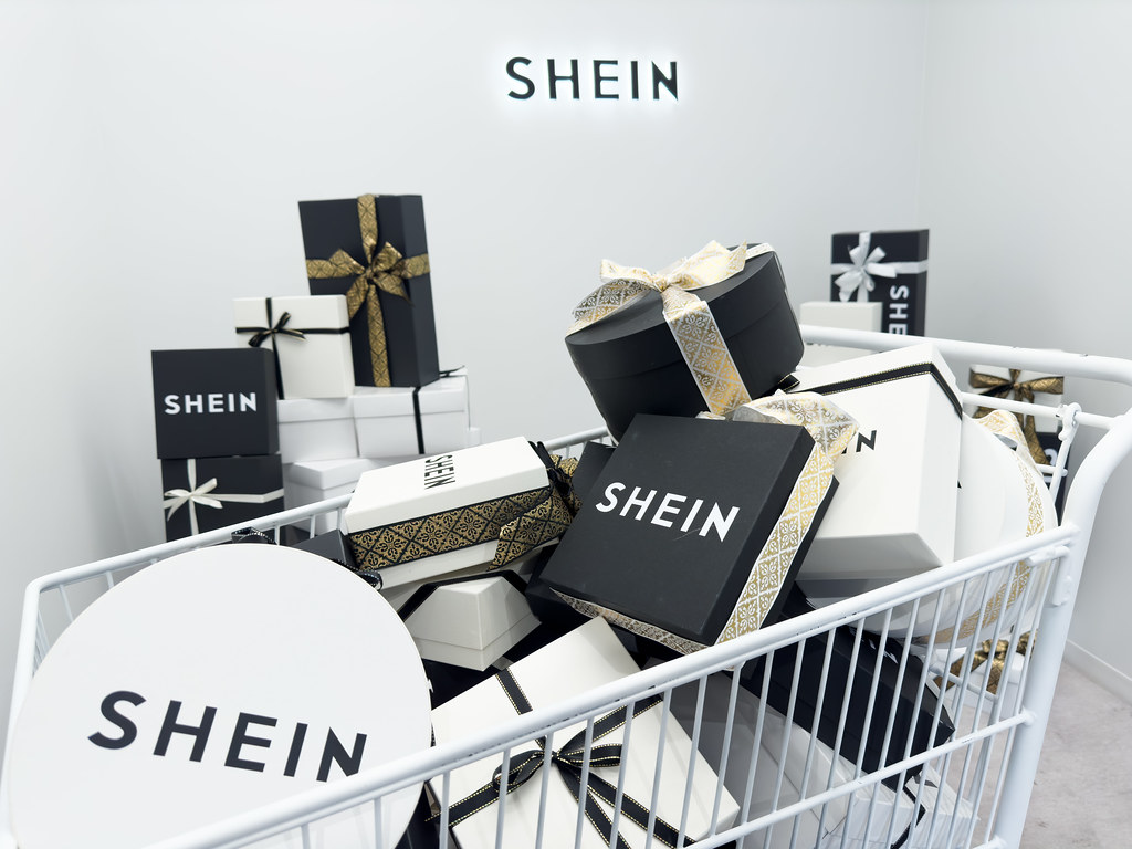 Shein: Εταιρεία πάει στα δικαστήρια την Shein – Την κατηγορεί για κλοπή της πατέντας