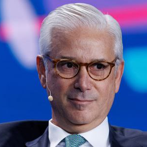 Wells Fargo: Ξεπέρασε τις προσδοκίες καθώς η σταθερή πελατειακή βάση συγκρατεί τις ζημίες από δάνεια