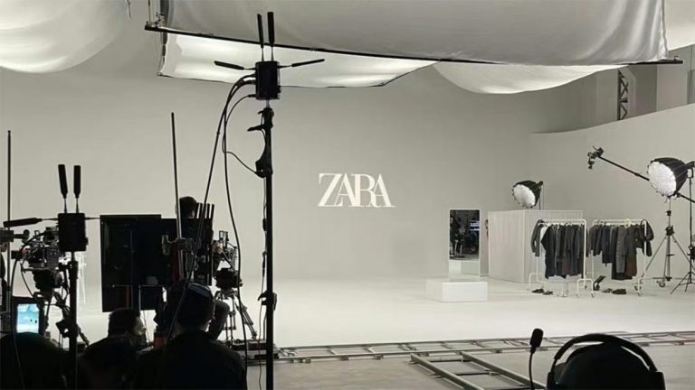 Zara: Σε μποϊκοτάζ της φίρμας καλούν ακτιβιστές – Καταγγέλλουν τη διαφημιστική της καμπάνια