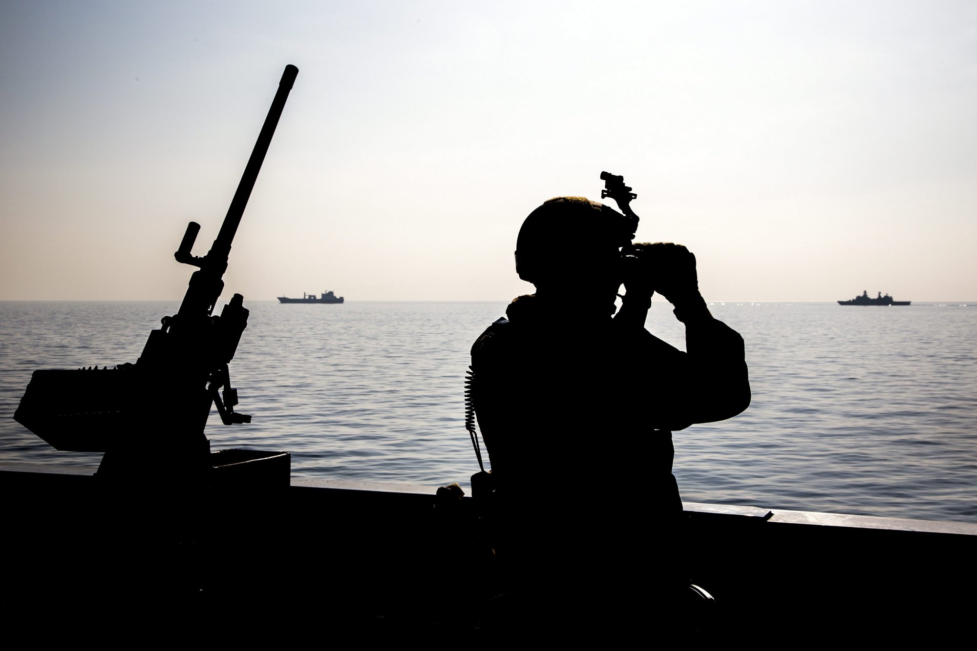 Ιράν: Πολεμικό πλοίο μπήκε στην Ερυθρά Θάλασσα – Μυρίζει μπαρούτι η περιοχή