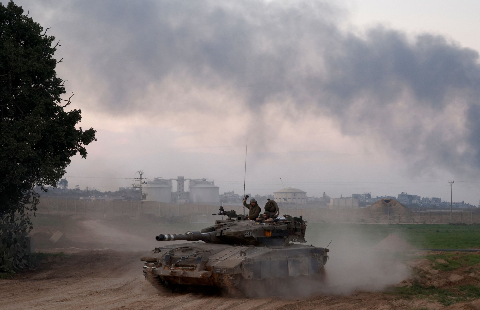 Μέση Ανατολή: Το Ισραήλ συνεχίζει να προσπαθεί να «καταστρέψει» τη Χαμάς;