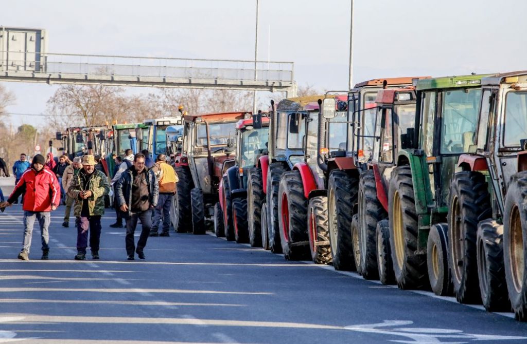Μητσοτάκης: Nέα αποζημίωση έως 10.000 ευρώ σε αγρότες και κτηνοτρόφους