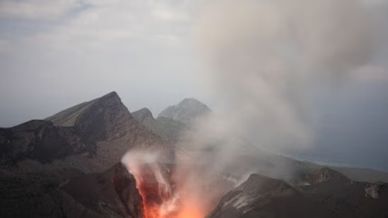 Ιαπωνία: Εξερράγη ηφαίστειο – Δεν έχει επιβεβαιωθεί καμία ζημιά