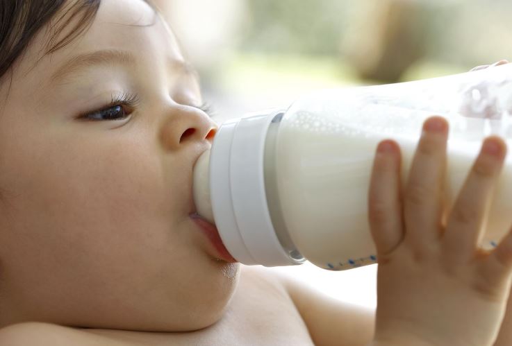 Greek Consumers Pay the Priciest Baby Milk in the EU