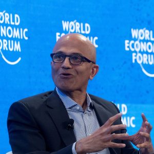 Σάτια Ναντέλα (Microsoft): H ΑΙ μπορεί να γίνει μια φούσκα κερδοσκοπίας