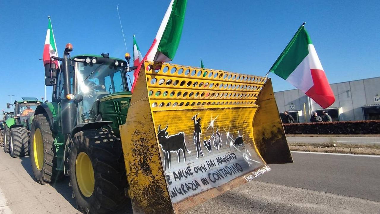 Ιταλία: Η κυβέρνηση Μελόνι συνεχίζει τον διάλογο με τους αγρότες