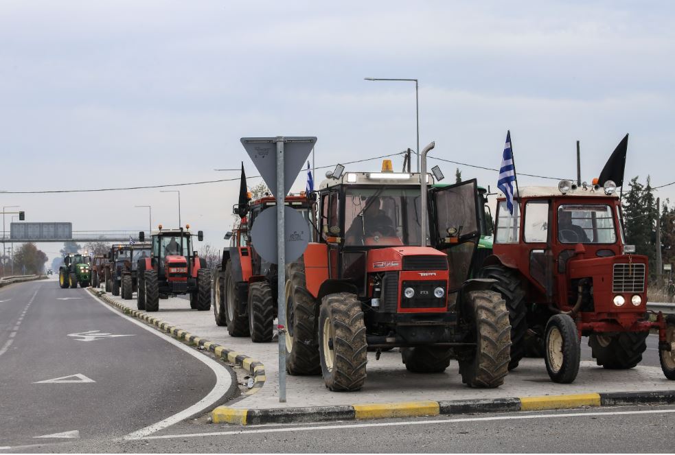 Αγρότες: Δίνουν «ραντεβού» στα μπλόκα – Πού θα στηθούν