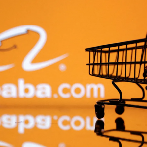 Alibaba: Μεγάλες απώλειες καθώς κλιμακώνεται ο πόλεμος στο delivery