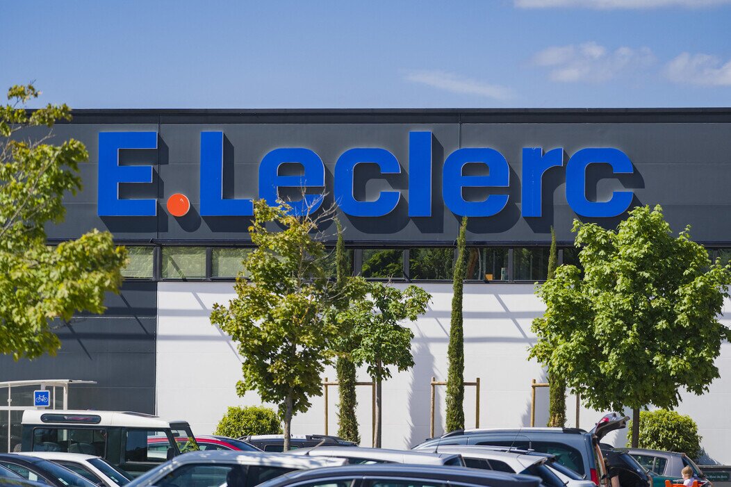 Γαλλία: Άλλα λέει κι άλλα κάνει η Leclerc – Εξακολουθεί να πουλάει Pepsi