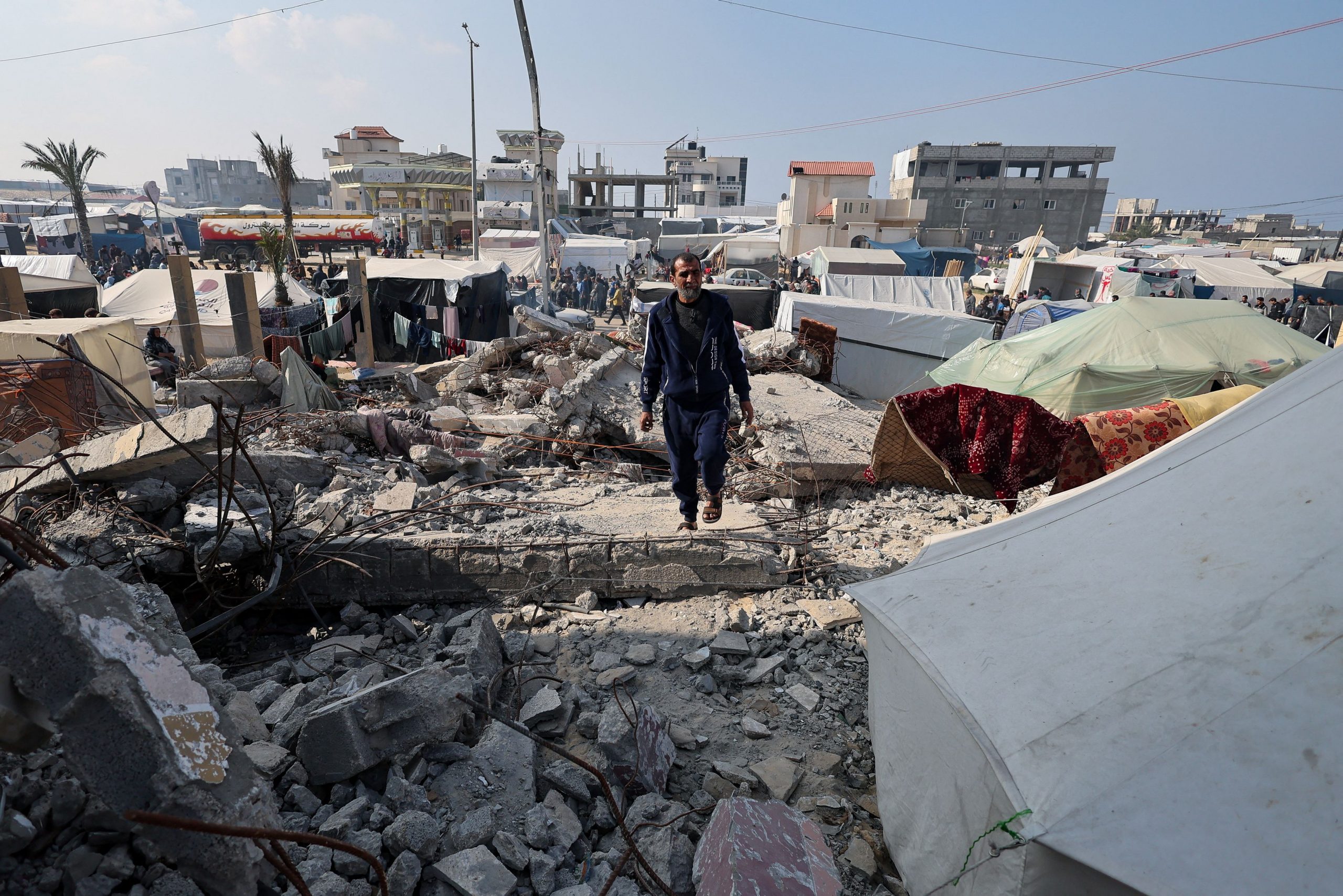 Τουρκ (ΟΗΕ): Ενδείξεις πιθανόν για εγκλήματα κατά της ανθρωπότητας στη Γάζα