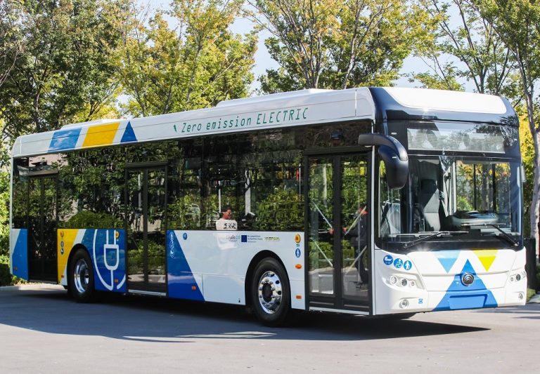 Σταϊκούρας: Υπογραφή Σύμβασης για την προμήθεια 100 λεωφορείων φυσικού αερίου
