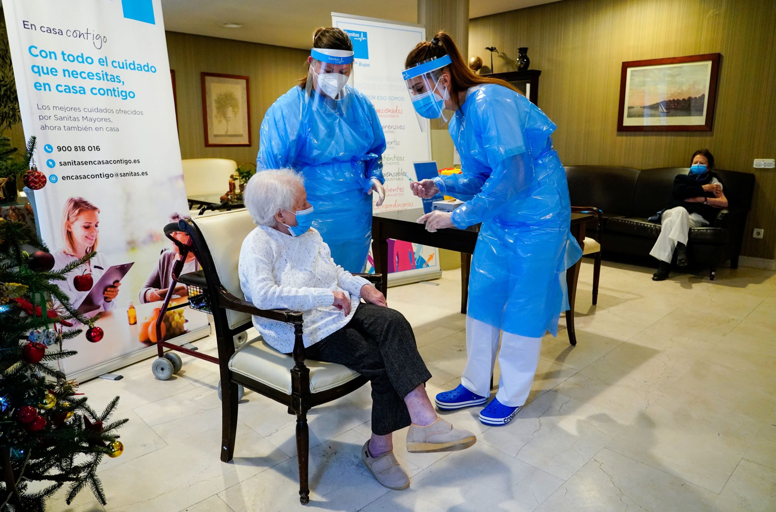 Ισπανία: Σενάριο επαναφοράς της υποχρεωτικής χρήσης μάσκας σε νοσοκομεία και δομές υγείας