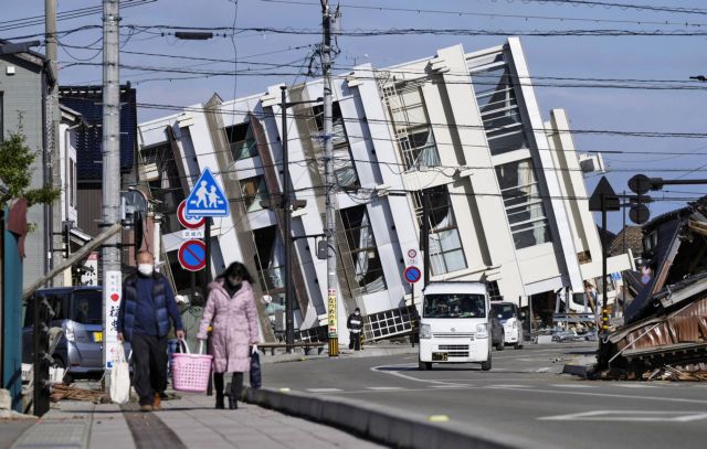 Ιαπωνία: Τουλάχιστον 55 νεκροί από τον σεισμός των 7,6 Ρίχτερ