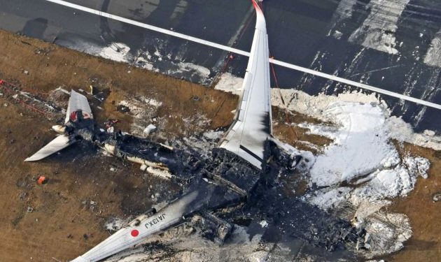 Japan Airlines: Πάνω από 100 εκατ. δολ. η ζημιά από τη μοιραία σύγκρουση