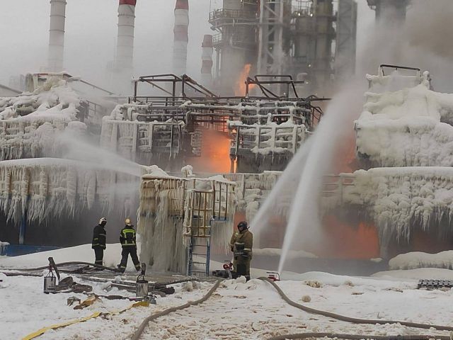 Ρωσία: Εκρήξεις σε τερματικό σταθμό φυσικού αερίου – Το Κίεβο πίσω από την επίθεση;