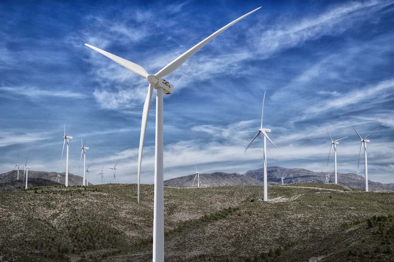 Ενέργεια: Οι θυελλώδεις άνεμοι μηδενίζουν τις τιμές ηλεκτρισμού