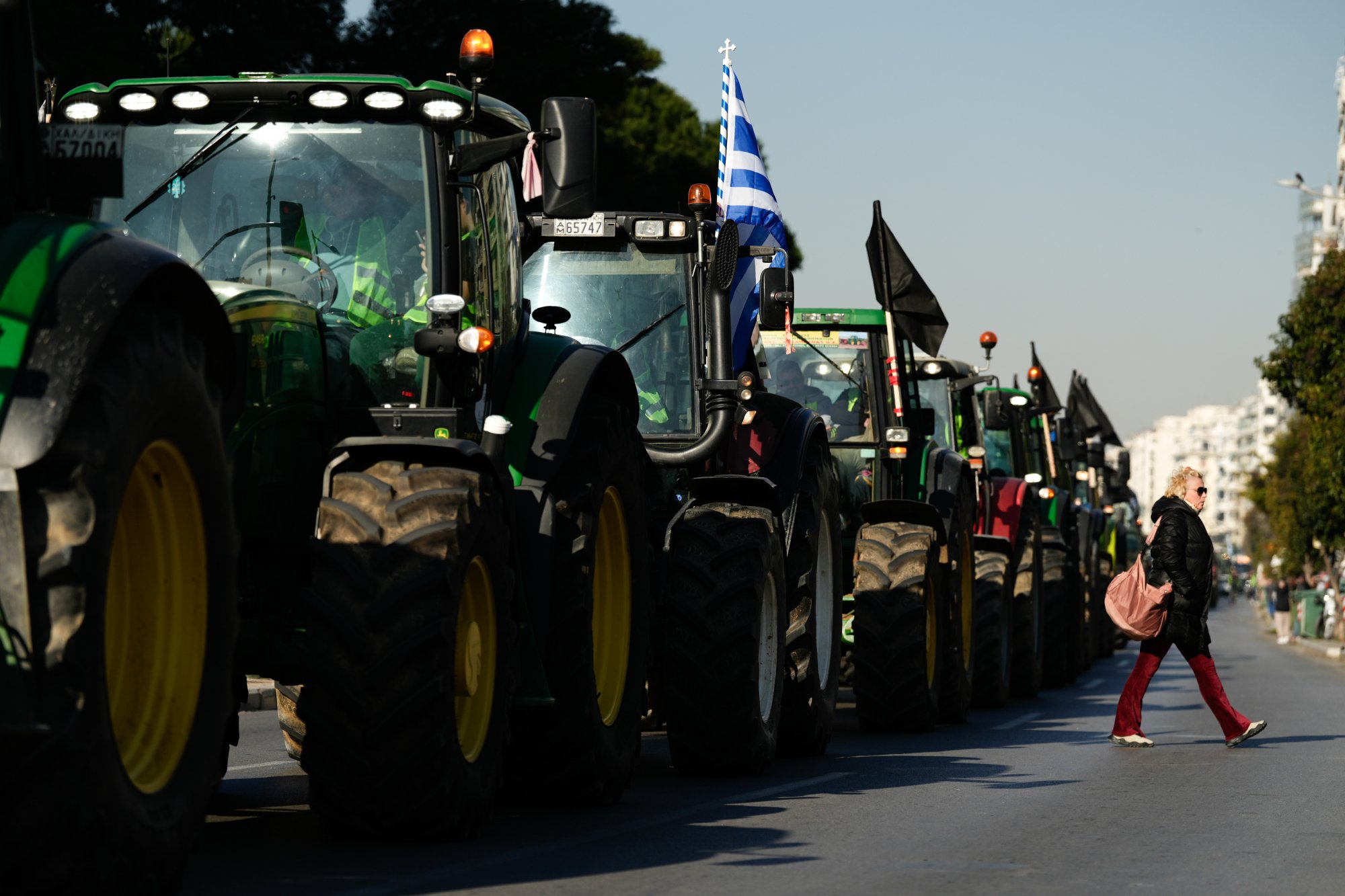 Αγρότες: Γιατί παραμένουν στα μπλόκα – Οι παροχές που δεν πήραν