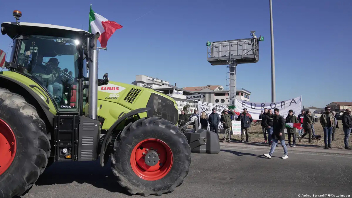Ιταλία: Οι αγρότες απειλούν με κλιμάκωση