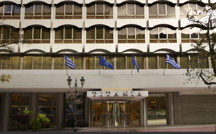 Titania Hotel: Το ιστορικό ξενοδοχείο στη δυναμικότητα του ομίλου H Hotels Collection