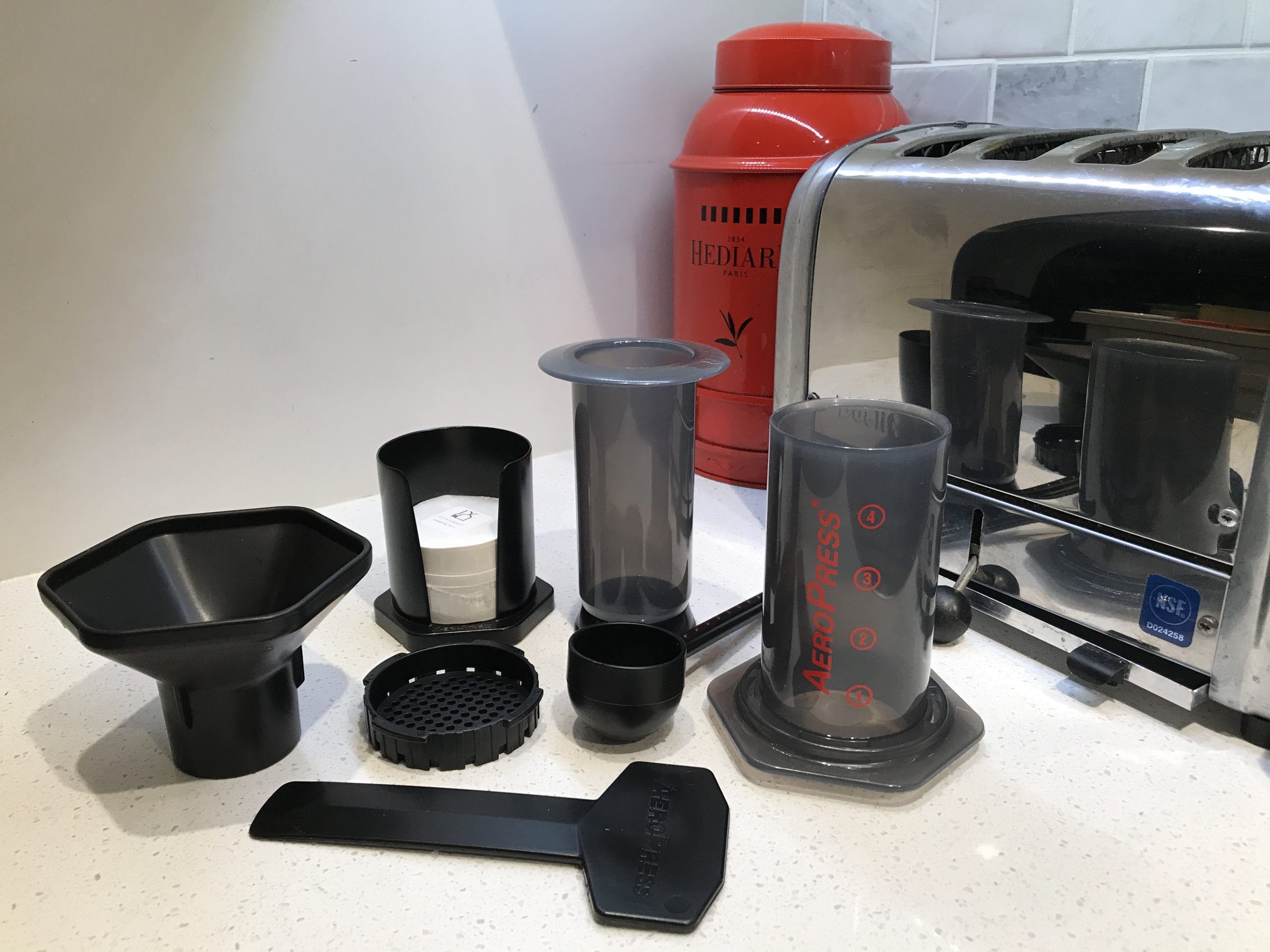 AeroPress: Ο επιχειρηματίας που πέτυχε χωρίς να ακολουθήσει κανένα από τους κανόνες του επιχειρείν