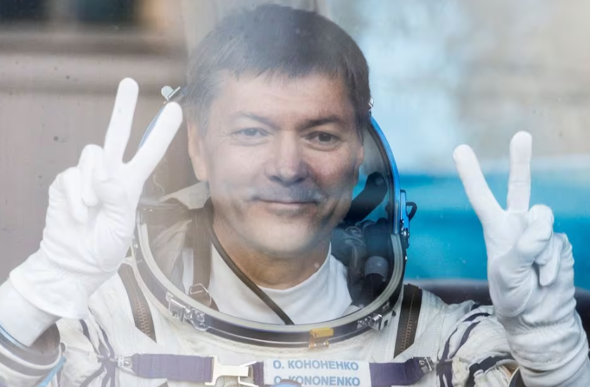 Διάστημα: Ρώσος κοσμοναύτης καταρρίπτει το ρεκόρ παραμονής στον ISS